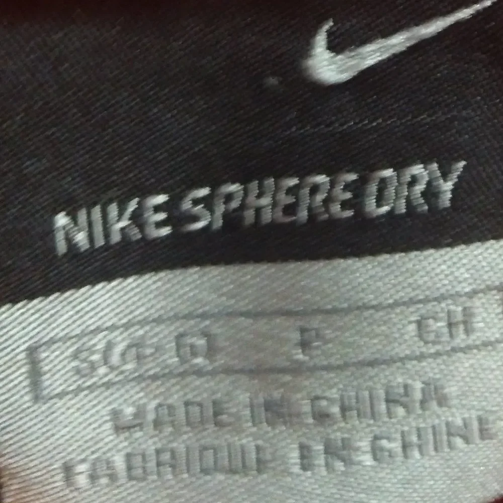 Nike sphere dry